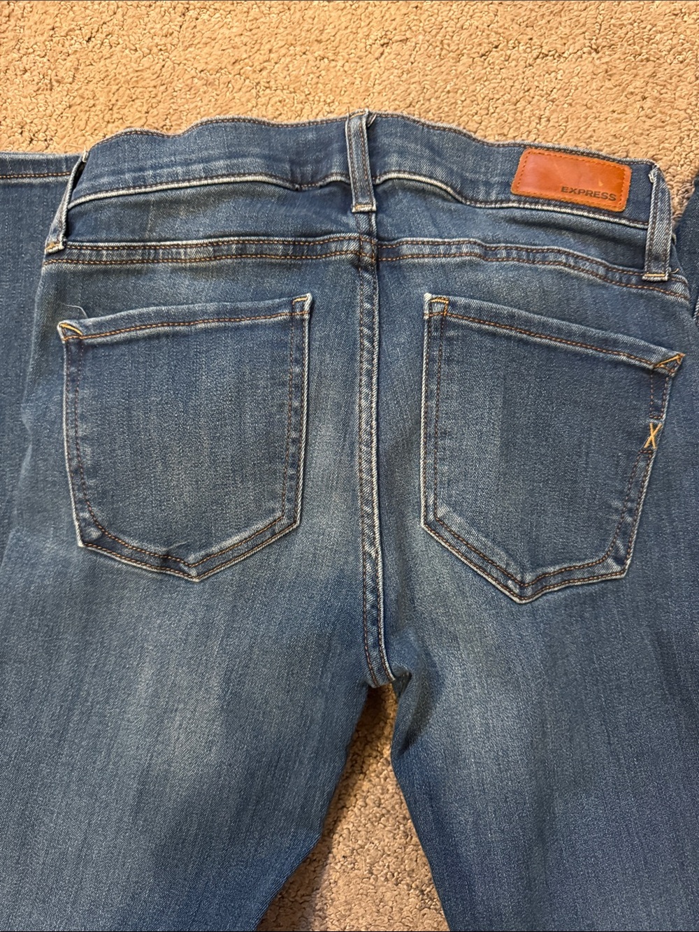Express Women's Medium Blue Bootcut Stretch Jeans - Picture 3 of 3